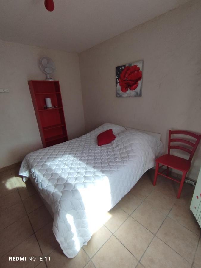 Chambre D Hotes En Provence, Au Pied Du Luberon, Les Coquelicots La Tour-dʼAigues Buitenkant foto